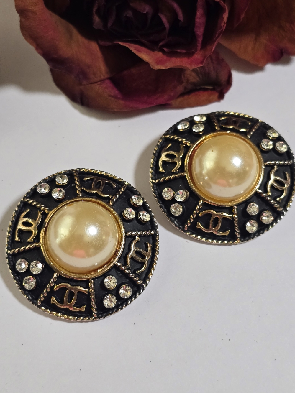 CHANEL  ELEGANT VINTAGE Black and Gold Round Pearl-Style Button Earrings